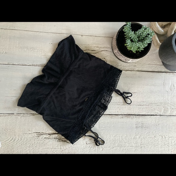 Black Lace tank top with tie size small - Picture 6 of 6